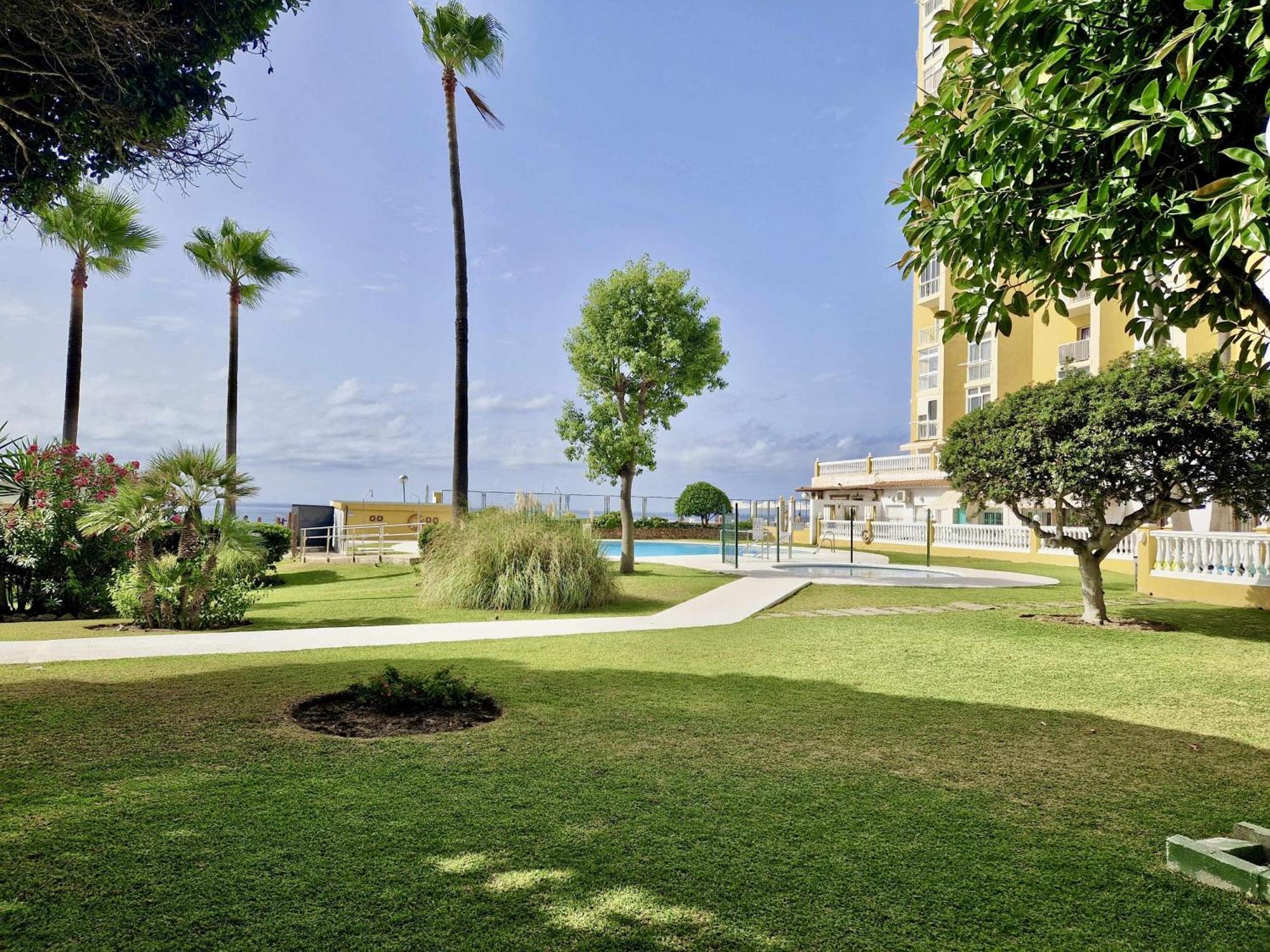 Apartamento Sr Almirante 1ª Linea De Playa Sitio de Calahonda Exterior foto
